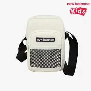 [뉴발란스]뉴발란스 키즈 에센셜 크로스백 NK8ADF301U-39 가방 국내매장판