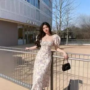 여친 원피스 캐주얼 빈티지 퍼프 쉬폰 해변 중기장 프렌치 반팔 트임 스퀘어넥 여행 예쁜 SPO마켓2