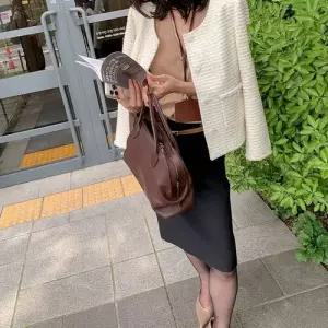 여성용 하프 데일룩 코트 트위드 긴팔 쇼트 라운드 DAOL1