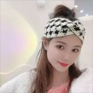 [하프클럽/]헤어터번 하운드체크 헤어밴드 여자 패턴 니트 꼬임