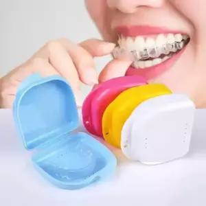 리테이너 케이스 마우스 가드 치열 교정 틀니 보관 용기 카라비너 후크 공기 환기구 구멍 치과 치아 박스