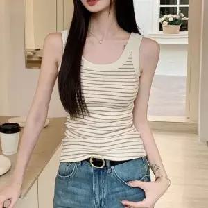 [하프클럽/]트리밍 패턴민소매 S/S 스트라이프탑 모던 데일리룩 레이디 탱크
