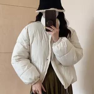 WL 경량 크롭 숏 패딩 여성 겨울 짧은 점퍼 iovry