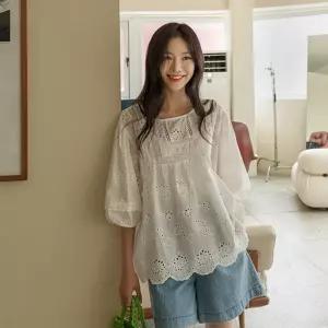 [JUST BETTER] 다프네 펀칭레이스 양면블라우스