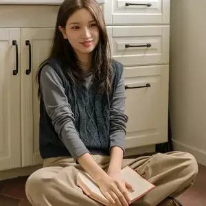 마들렌 꽈배기짜임 브이넥조끼