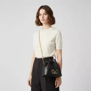 발렌티노 26SS VLOGO CHAIN MINI BUCKET BAG 8W2P0T83 HPF 0NO) 브이로고 체인 미니 버킷백)
