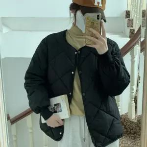 경량 패딩 재킷 여성 점퍼 간절기 노카라 퀼팅 다운 데일리 오버핏 루즈핏 라운드넥 캐주얼 초경량 겨울