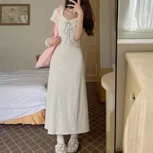 레이스프릴 포인트 슬림 A라인 반팔 롱원피스 여성