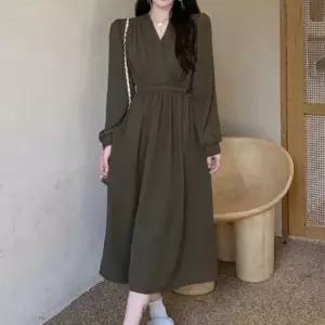 양쪽포켓 브이넥 주름포인트 A라인 원피스 허리스트랩