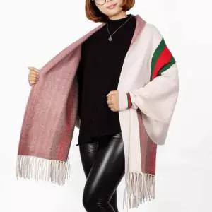 TBZ 겨울코디 프렌치 삼색 가디건숄 레이어드머플러 숄코디