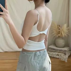 여성 여름 백리스 꼬임 셔링 크롭 이너캡 나시