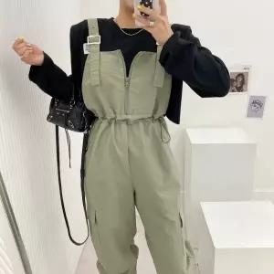 앤트맨 여자 가을 조절 슬림핏 점프슈트 멜빵 OPH3