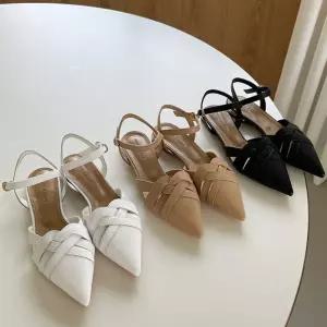 [옷자락] 여자 여름 꼬임 스트랩 샌들