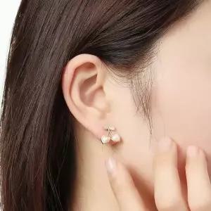 (비쥬홀릭) 실버925 골드도금 체리 하트 귀걸이