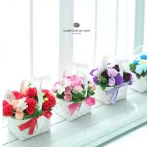 EAS CO 화이트 직사각 카네이션 바구니 비누꽃