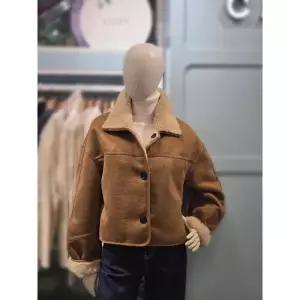 세이브존03  카라 크롭 무스탕 점퍼 AGCP9WLT06A (43411161)