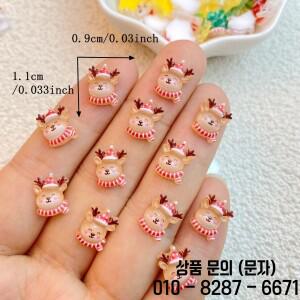 50Pcs 새로운 귀여운 수지 미니 크리스마스 눈사람 나무 노인 컬렉션 플랫 다시 매니큐어 부품 머리 활에