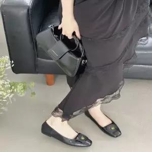 여성 블랙 소가죽 스퀘어토 로즈 말랑 단화 플랫슈즈 여성플랫 여자플랫 하객구두