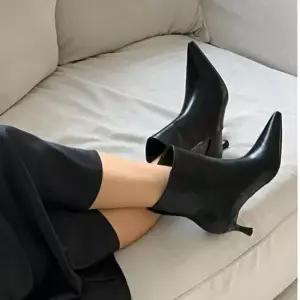 여성화 봄구두 여성구두 부츠힐 겨울 발목부츠 부츠