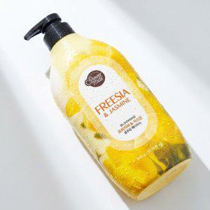 따뜻하고 포근하게 노란빛의 자스민향 바디워시 900g