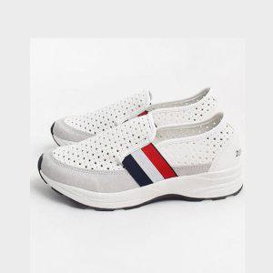 여성용 밴딩운동화 끈없는 펀칭슬립온 엄마신발