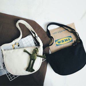 아이보리 숄더백 여성 가방 캔버스 크로스백 데일리 학생가방 검정