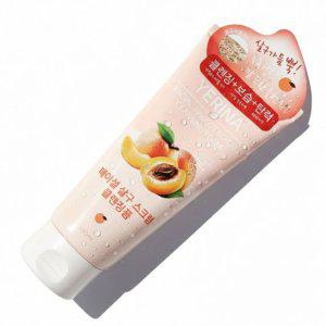 촉촉하고 살구가 듬뿍 페이셜 스크럽 클렌징폼 180ml