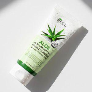 미세하고 고운거품 깨끗하게 알로에 폼클렌저 180ml