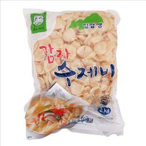 쫄깃한 감자 수제비 2kg 생감자 수제비 2kg 간편 야식 대용량
