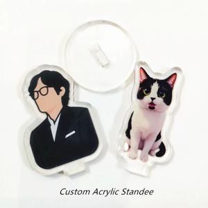 도매 커스텀 아크릴 데스크탑 스탠드, 귀여운 애니메이션 만화 피규어, 사진 스탠딩 데스크 스탠드, 패션 클리어 키체인 펜던트