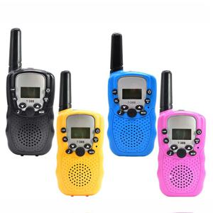 3-12 세 소년을위한 Obuby 장난감 어린이를위한 워키 토키 선물 백라이트 LCD 손전등이있는 장난감 3 KM 외부 하이킹 캠핑