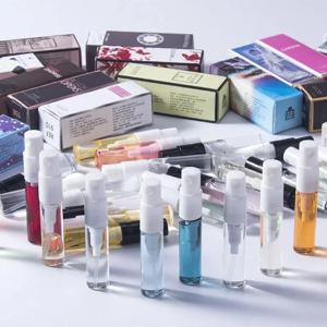 10PCS 3ml 무작위 스타일 브랜드 페로몬 향수 여성용 남성용 분무기 레이디 샘플 오래 지속되는 향수 페로몬 오 드 퍼퓸