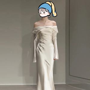 우아한 피쉬테일 웨딩드레스 2024 신상 브라이덜 모닝 가운 가벼운 새틴 소재 신부 여행 촬영 의상