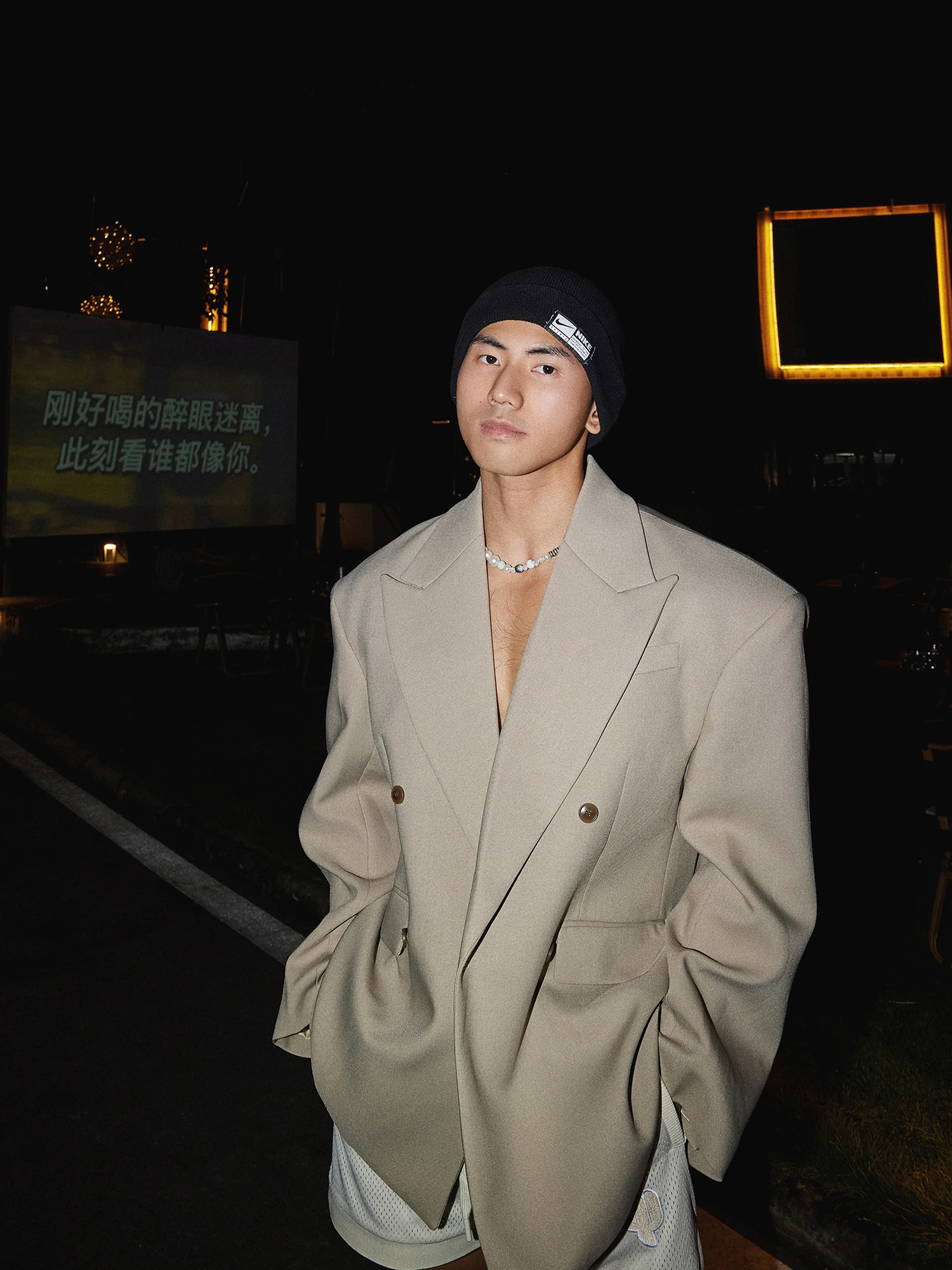 마우로이카디 남성용 봄 가을 블레이저 피크드 라펠 숄더 패드 더블 브레스티드 루즈 캐주얼 럭셔리 디자이너 의류 2025