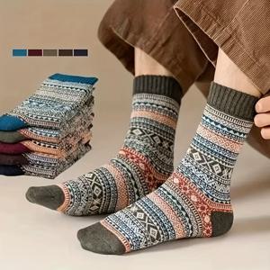 남녀 모두를 위한 레트로 에스닉 스타일의 계절별 캐주얼 양말 5켤레