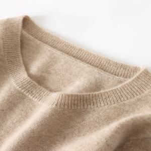두꺼운 캐시미어 니트 베이스 셔츠 라운드넥 울 스웨터 여성용 스웨터 출퇴근 스타일 루즈핏 따뜻한 단색