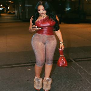 Sisterlinda 여름 힙스터 2피스 세트 여성용 비대칭 어깨 PU 탱크탑+종아리 반바지 매칭 스트레치 스키니 클럽웨어 의상