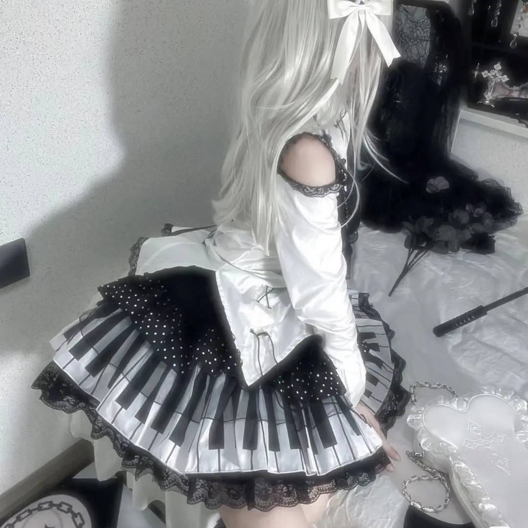 매운 소녀 펑크 중간 흑백 피아노 키 폴카 레이스 짧은 치마 네덜란드 피아노 케이크 스커트
