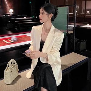 2025년 봄/여름 여성 아우터, 신상 플로잉 새틴 수트, 고급스럽고 우아한 루즈핏 탑, 슬림핏 아우터