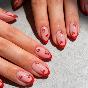 체리 디자인과 재사용 가능한 아크릴 인조 손톱이 있는 24PCS 레드 프렌치 엣지 짧은 타원형 인조 손톱은 매일 착용하기에 적합합니다.