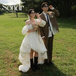 Sondr 우아한 하이 로우 웨딩 파티 드레스 오프 숄더 퍼프 슬리브 아이보리 한국 사진 촬영 신부 리셉션 가운 맞춤형