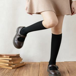 1 쌍 여성용 솔리드 컬러 벨벳 무릎 높이 스타킹, 가을 및 봄 얇은 종아리 중간 양말, 걸림 방지 고탄성