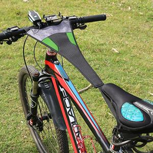 실내 트레이너용 1PC 자전거 프레임 땀 가드 보호 커버는 훈련 중 프레임의 부식 및 손상을 방지합니다.