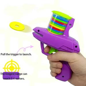애완동물 플라잉 디스크 발사기 장난감 내구성 있는 씹어내지 않는 인터랙티브 놀이 장난감, 고양이와 강아지를 위한 재사용 가능한 폼 디스크 15개 포함