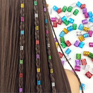 100PCS 여성을위한 여러 가지 빛깔의 반지 Dreadlocks 비즈 및 소녀, 끈 머리 장식 다채로운 알루미늄 반지 조정 가능한 금속 커프