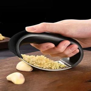 1개 스테인리스 스틸 마늘 프레스 크러셔 수동 마늘 다지기 도구 과일 채소 도구