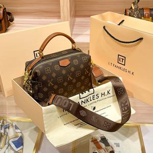 여성용 핸드백 2025 신상 가을 겨울 디자이너 숄더 크로스백, 패셔너블하고 고급스러운 베개 가방