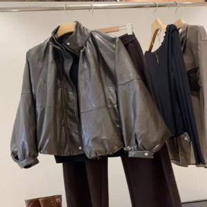 오리지널 고품질 2026 여성용 가죽풍 파일럿 하이넥 루즈핏 자켓 코트 시리즈
