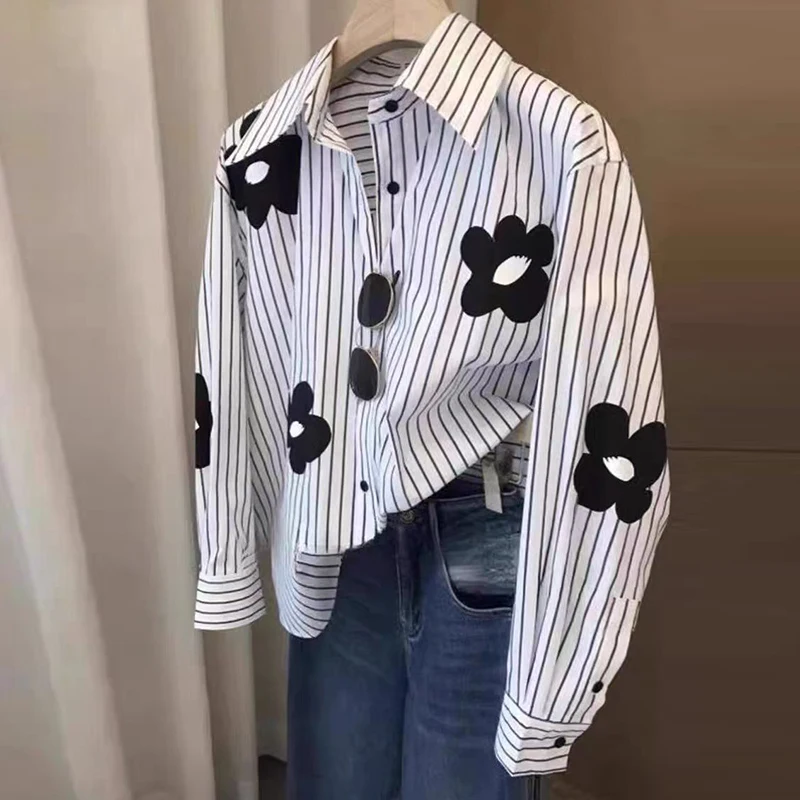 턴다운 넥 플라워 스트라이프 긴팔 루즈 셔츠와 블라우스 의류 탑 캐주얼 싱글 브레스트 오피스 레이디 화이트