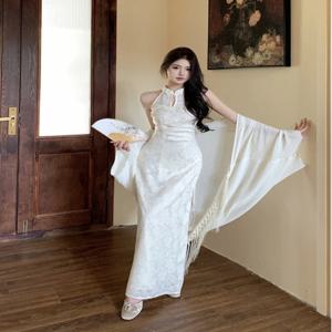 우아한 새로운 중국 스타일 민소매 넥 행잉 치파오 드레스 여성 여름 슬리밍 꽃 자수 아름다운 허리 쉐이핑 롱 스커트